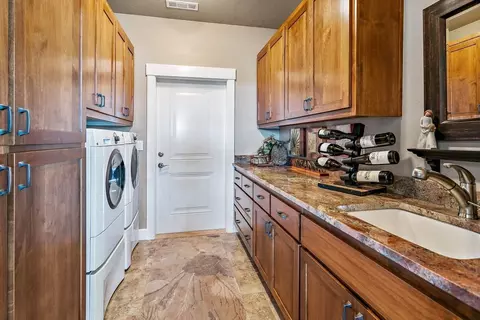 20 Pebble Creek Dr, Eagle Point, OR 97524 photo 15