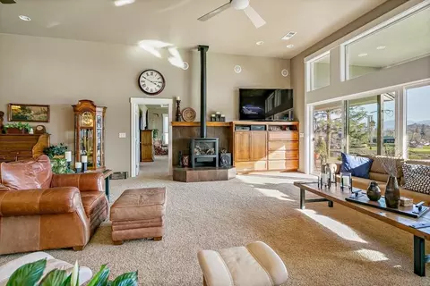 20 Pebble Creek Dr, Eagle Point, OR 97524 photo 17