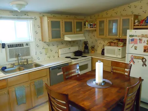 131 Napa St, Eagle Point, OR 97524 photo 6