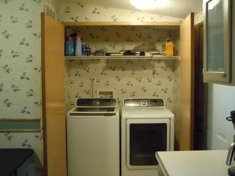 131 Napa St, Eagle Point, OR 97524 photo 8
