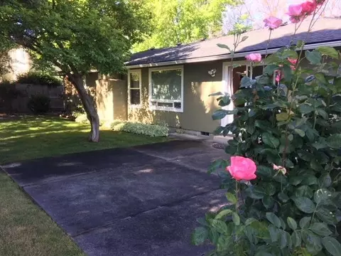 344 Shadow Lawn Dr, Eagle Point, OR 97524 photo 9