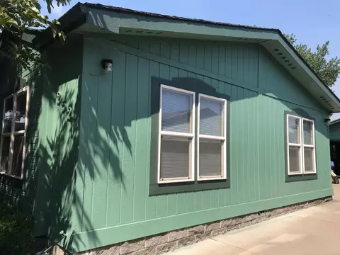 252 N Deanjou Ave, Eagle Point, OR 97524 photo 3