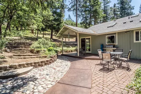 7627 Lost Creek Rd, Eagle Point, OR 97524 photo 23