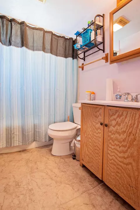910 Rose St, Phoenix, OR 97535 photo 6