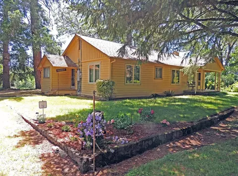24468 Highway 62, Trail, OR 97541 photo 1