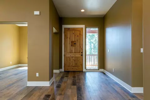 1070 Timber Ridge Loop, Klamath Falls, OR 97601 photo 6