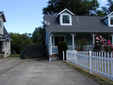 372 Sether Ave, Glendale, OR 97442 photo 3