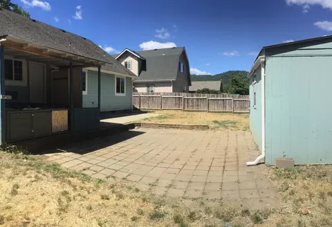 372 Sether Ave, Glendale, OR 97442 photo 20