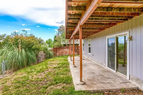593 N Heights Dr, Eagle Point, OR 97524 photo 29