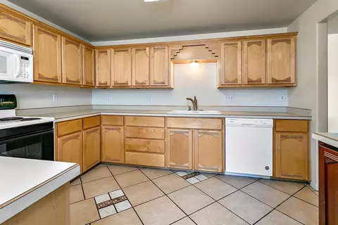 593 N Heights Dr, Eagle Point, OR 97524 photo 11