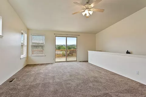 593 N Heights Dr, Eagle Point, OR 97524 photo 8