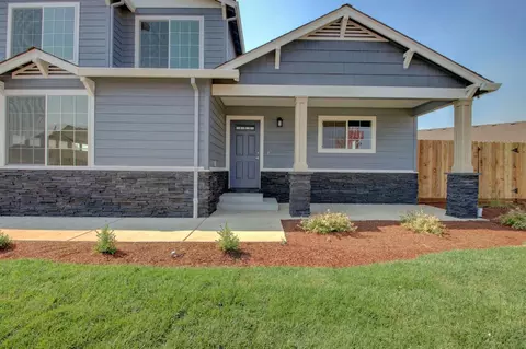 117 Linton Way, Eagle Point, OR 97524 photo 2