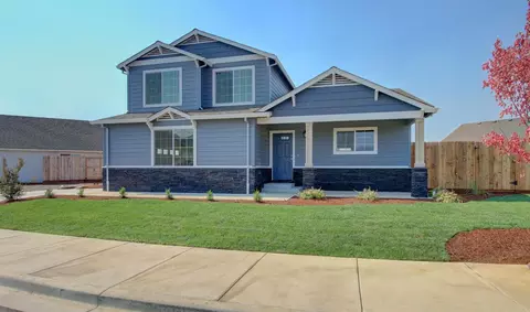 117 Linton Way, Eagle Point, OR 97524 photo 1