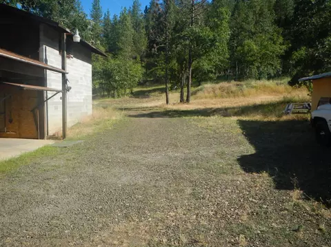 505 Ironwood Dr, Eagle Point, OR 97524 photo 9