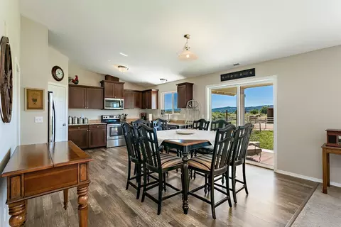 2428 Ball Rd, Eagle Point, OR 97524 photo 17