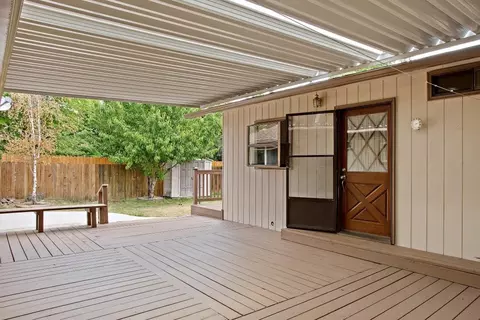 113 S Buchanan Ave, Eagle Point, OR 97524 photo 19