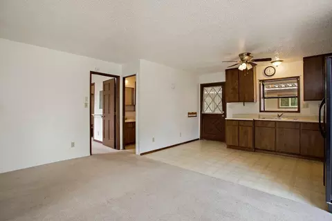 113 S Buchanan Ave, Eagle Point, OR 97524 photo 20