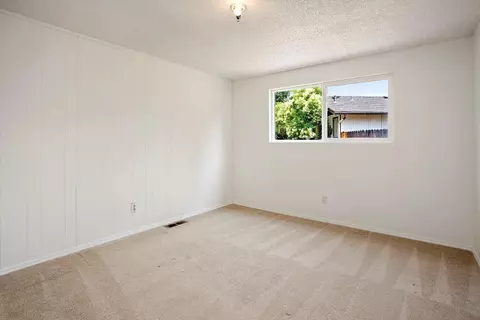 113 S Buchanan Ave, Eagle Point, OR 97524 photo 11