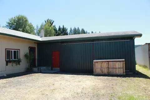 173 Pike St, Glide, OR 97443 photo 27