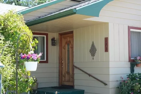 173 Pike St, Glide, OR 97443 photo 4