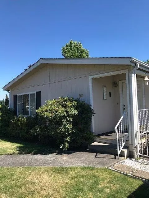 555 Freeman Rd #50, Central Point, OR 97502 photo 1