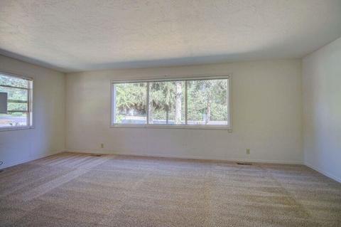 416 N Pine St, Phoenix, OR 97535 photo 23