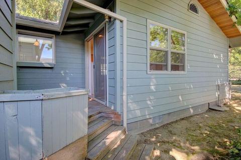 416 N Pine St, Phoenix, OR 97535 photo 10