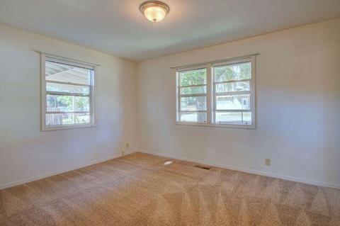 416 N Pine St, Phoenix, OR 97535 photo 21