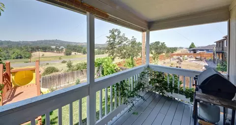 373 Deanjou Ave, Eagle Point, OR 97524 photo 2