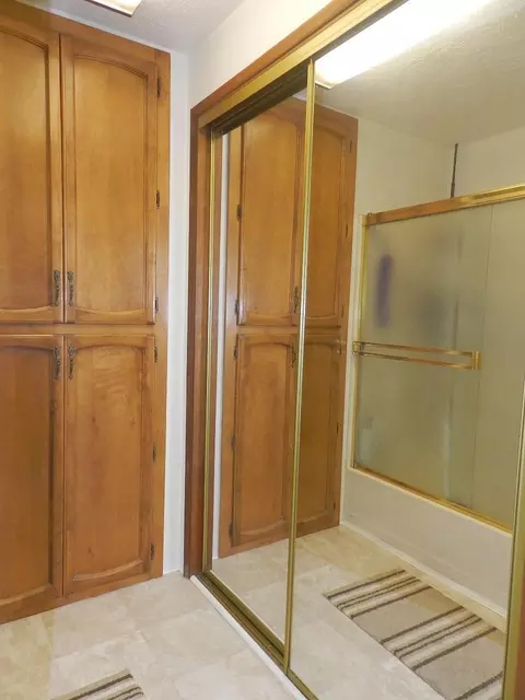 468 W Pine St, Central Point, OR 97502 photo 15