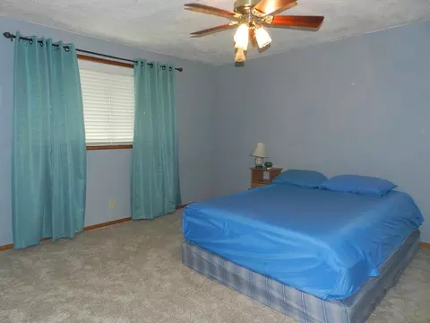468 W Pine St, Central Point, OR 97502 photo 12
