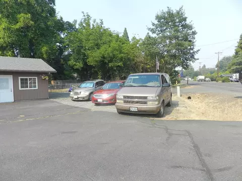468 W Pine St, Central Point, OR 97502 photo 25