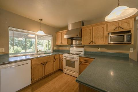 39750 Modoc Point Rd, Chiloquin, OR 97624 photo 9