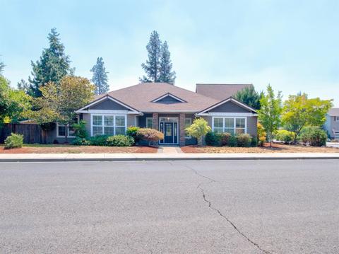 171 Echo Way, Eagle Point, OR 97524 photo 3
