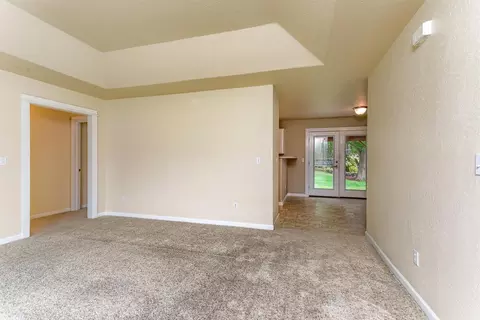 939 Ridgeview Dr, Eagle Point, OR 97524 photo 5