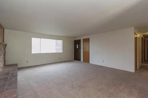 310 S Rose St, Phoenix, OR 97535 photo 8