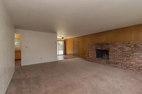 310 S Rose St, Phoenix, OR 97535 photo 10