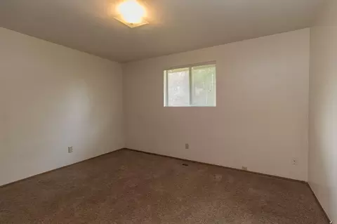 310 S Rose St, Phoenix, OR 97535 photo 20
