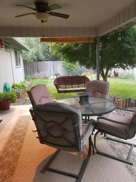 229 Candis Dr, Eagle Point, OR 97524 photo 22