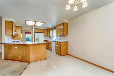 117 Meadow View Dr, Phoenix, OR 97535 photo 11