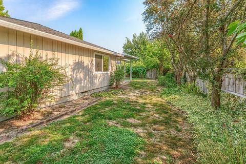117 Meadow View Dr, Phoenix, OR 97535 photo 28