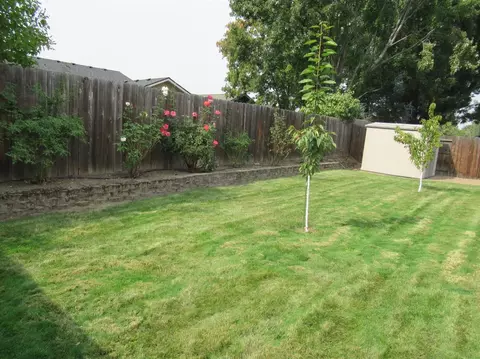 560 Daniel St, Central Point, OR 97502 photo 16