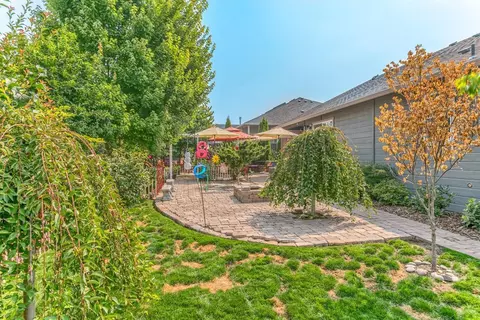674 Sheffield Dr, Eagle Point, OR 97524 photo 24