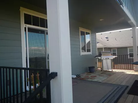 307 Avalon Ter, Eagle Point, OR 97524 photo 5
