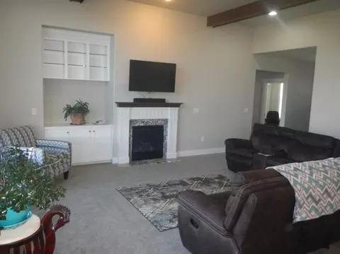 307 Avalon Ter, Eagle Point, OR 97524 photo 10