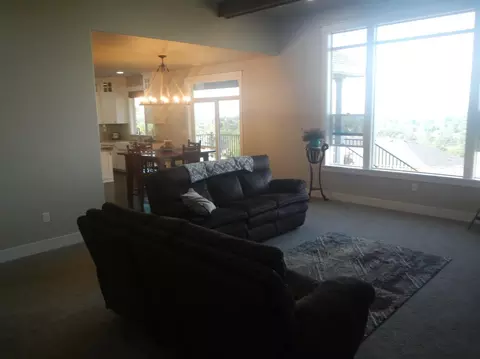 307 Avalon Ter, Eagle Point, OR 97524 photo 11