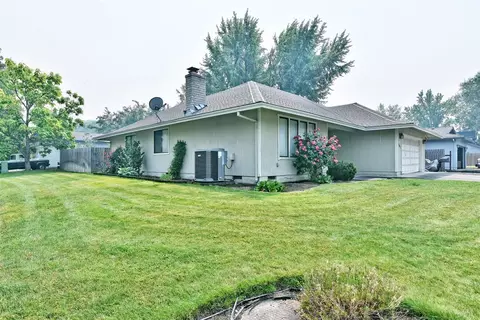 701 Malabar Dr, Central Point, OR 97502 photo 27