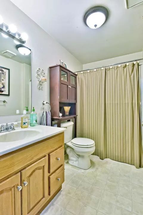 701 Malabar Dr, Central Point, OR 97502 photo 13