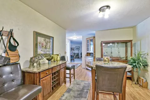 701 Malabar Dr, Central Point, OR 97502 photo 9