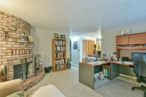 701 Malabar Dr, Central Point, OR 97502 photo 12